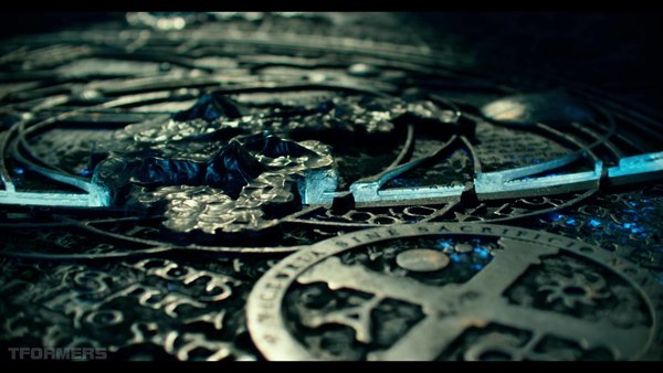 Transformers The Last Knight Theatrical Trailer HD Screenshot Gallery 048 (48 of 788)